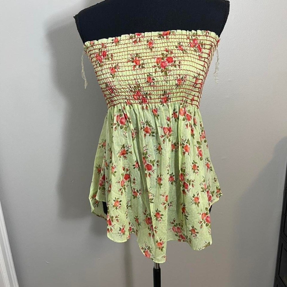 Green floral strapless top with elastic waistband and flowy hem